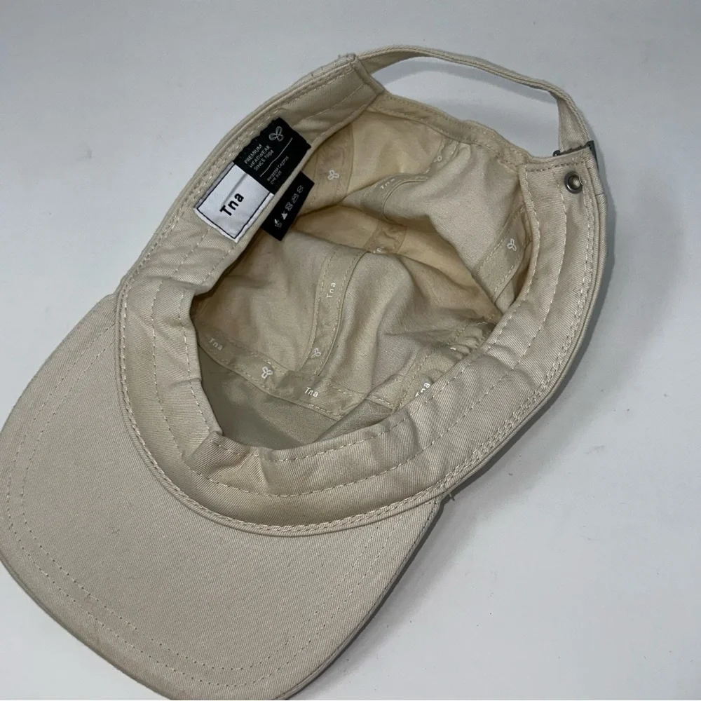 Aritzia TNA Logo Baseball Cap Adjustable New Without tags